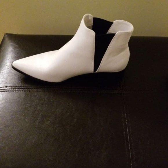 shoes - Picture 3 of 3